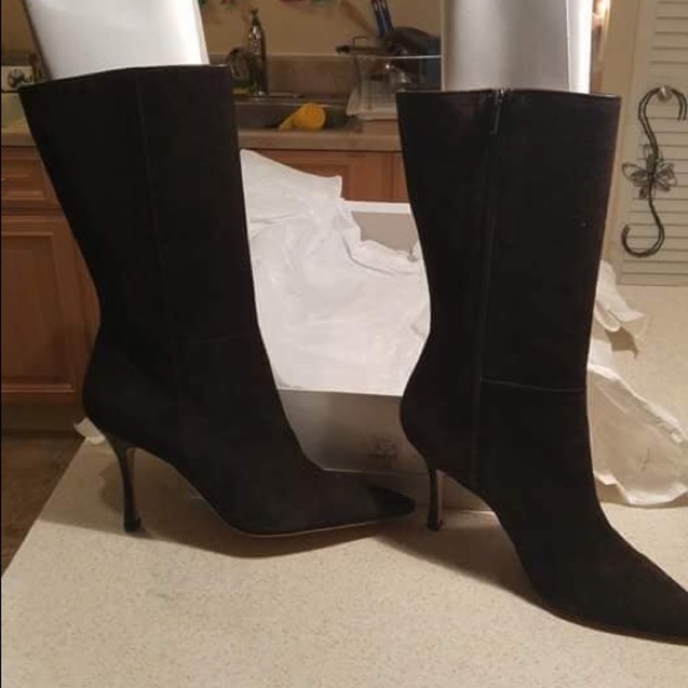 COPY - Manolo Blahnik Brown Suede Boots